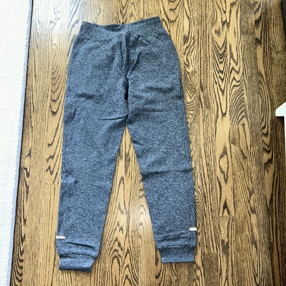 Lululemon athletic jogger - Picture 4 of 5